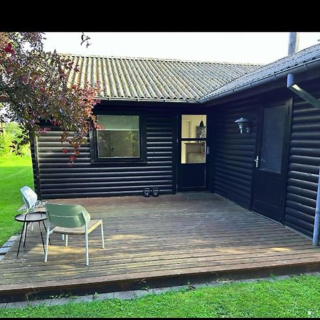 Dejlig Sommerhus 150M Fra Privat Strand Brenderup Экстерьер фото